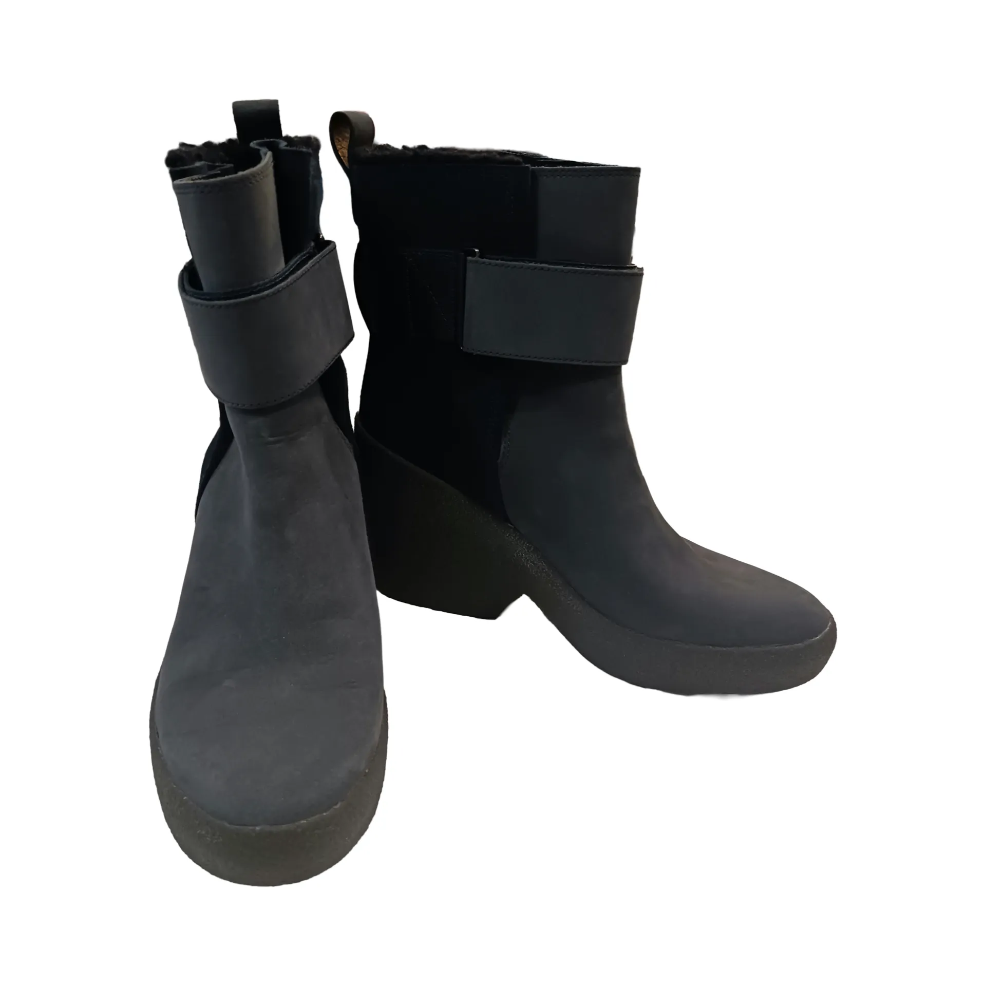 Clarks Womens Wedge Boots, Size US 7.5