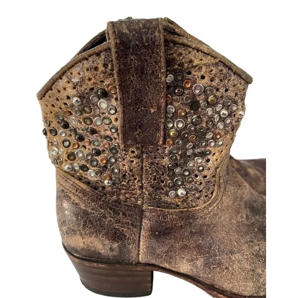 Frye Sendra Deborah Studded Distressed Boots Booties Size 7