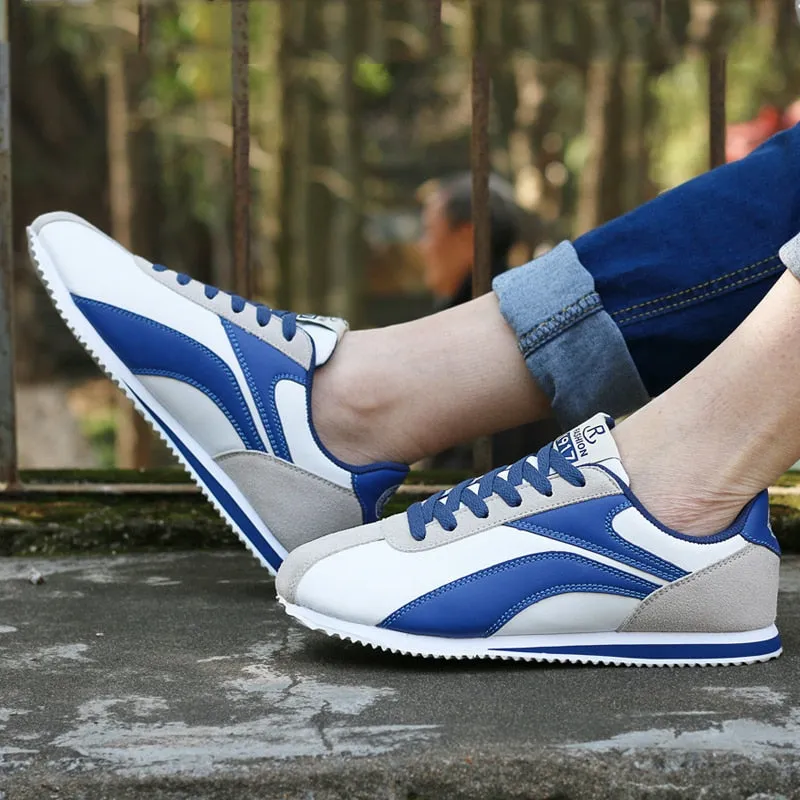Men Super Lightweight  Sneakers