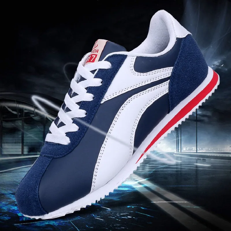 Men Super Lightweight  Sneakers