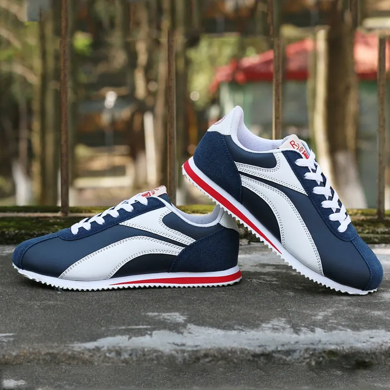 Men Super Lightweight  Sneakers