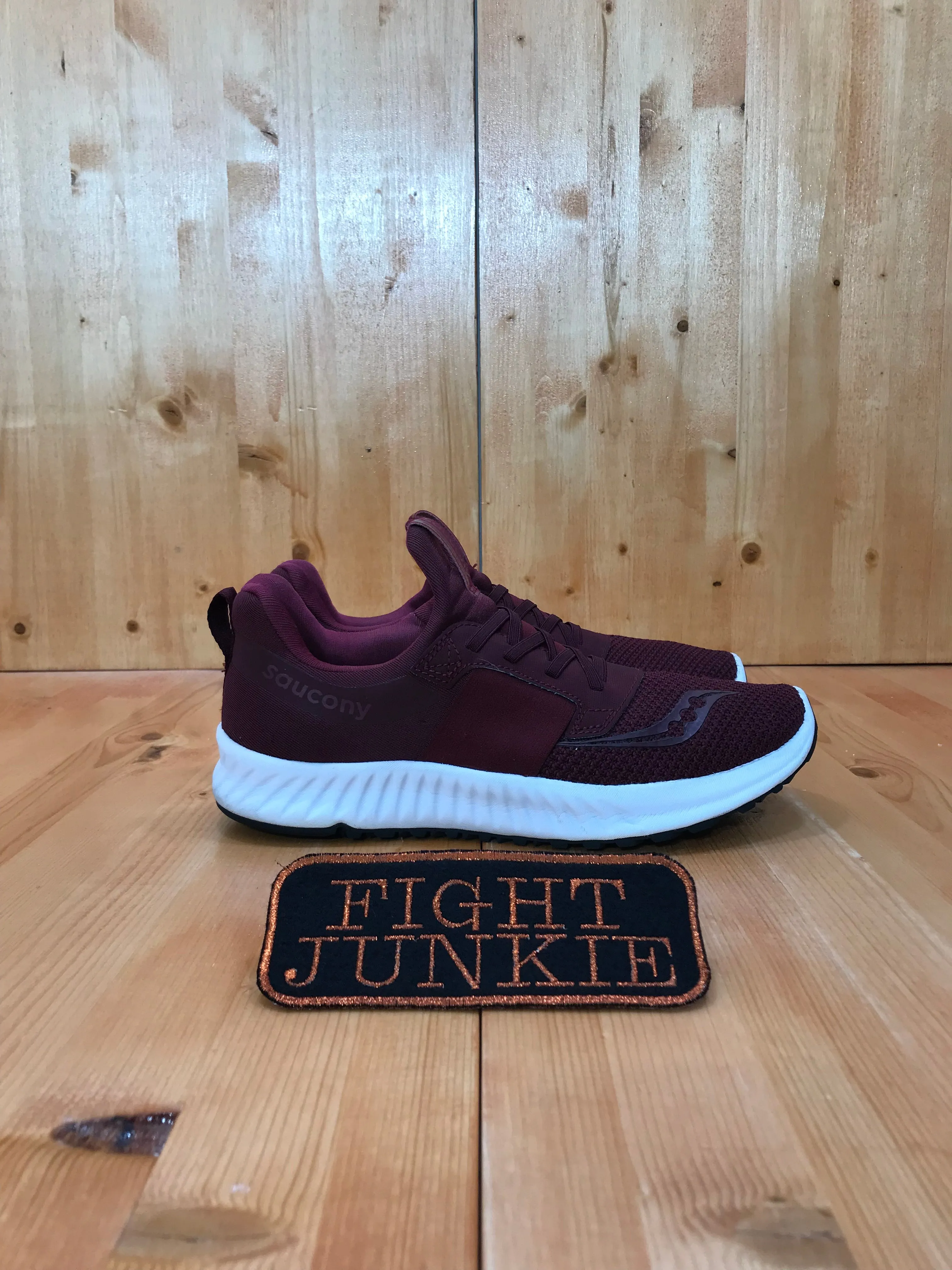 SAUCONY STRETCH & GO BREEZE Women Size 9 Running Shoes Sneakers Burgandy S30020-5