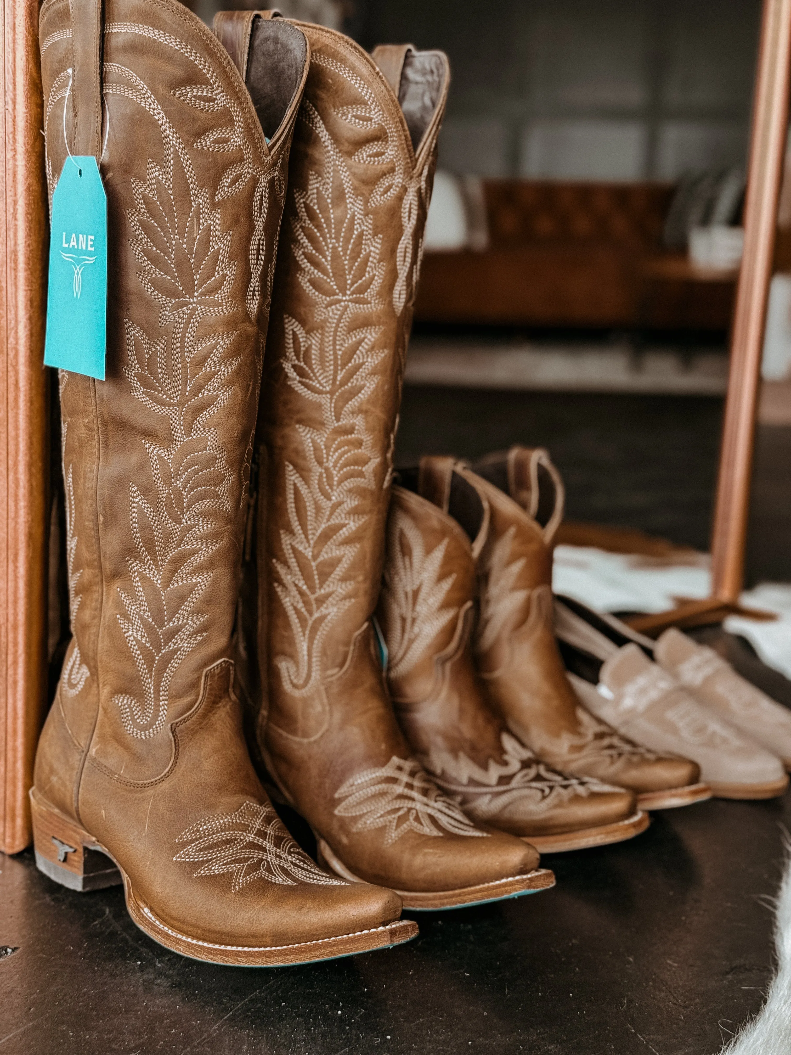 The Sandaga Knee High Boots (DSRT CLAY)